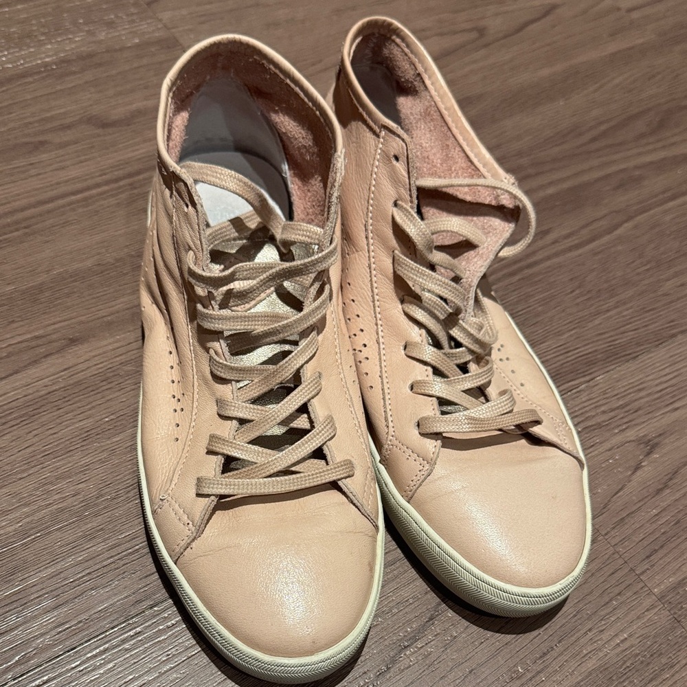 Palladium Sneakers